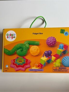 Giggle Scape Fidget box- 28 pieces